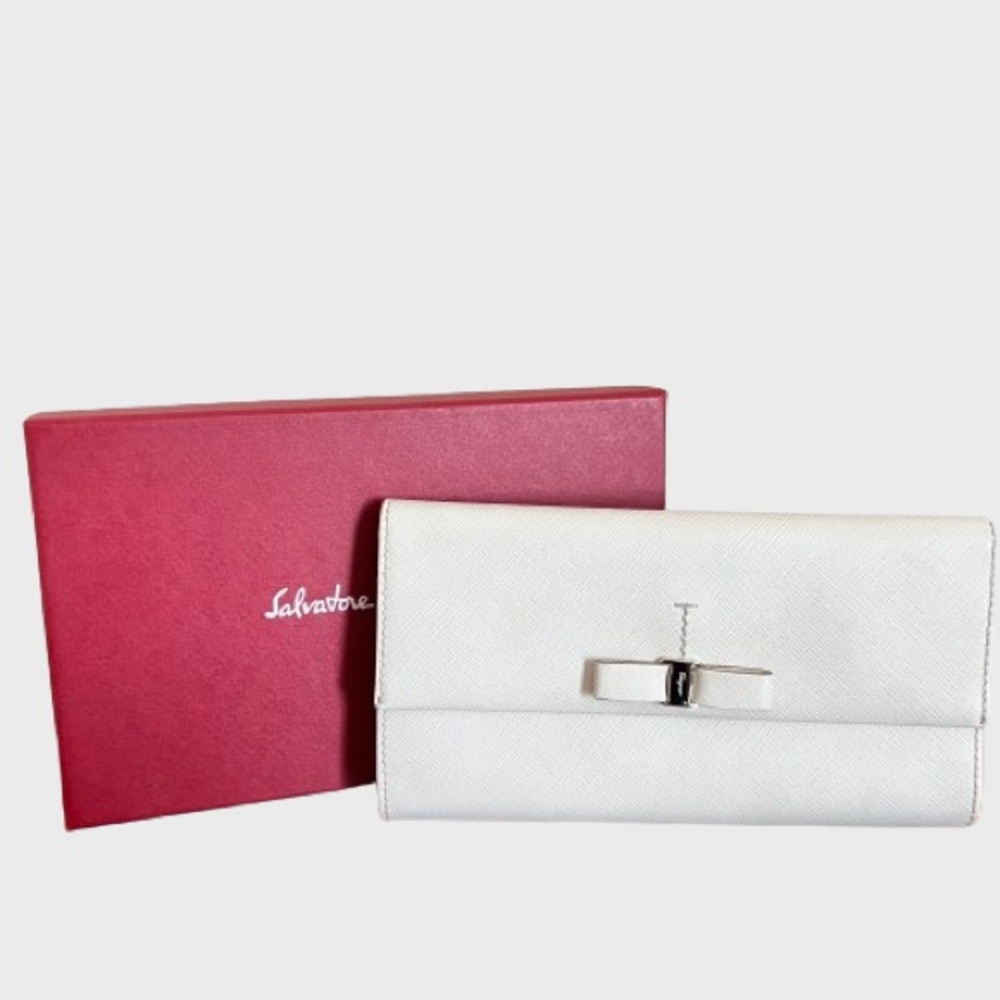 Ferragamo Long Wallet for Women White